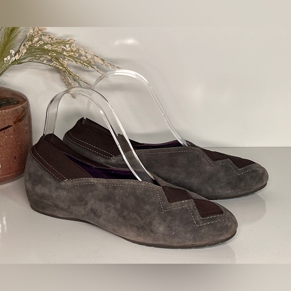 🛍️Dark gray suede VANELI‎ slip on shoes size 7. - Picture 3 of 7